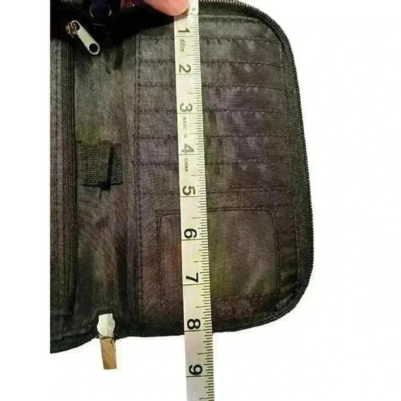 NWT New York Giants Curve Zip Organizer Wallet Wristlet NFL - Picture 10 of 15